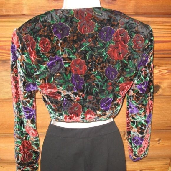 Vintage Velvet Bralette Cropped Jacket - Picture 5 of 8